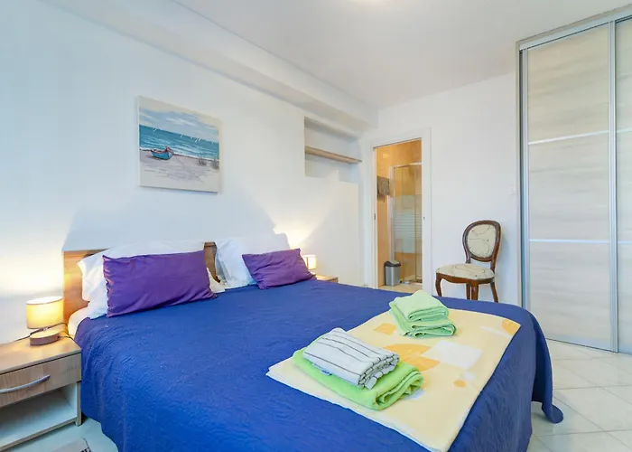 Dino I Toni Apartmán Novi Vinodolski
